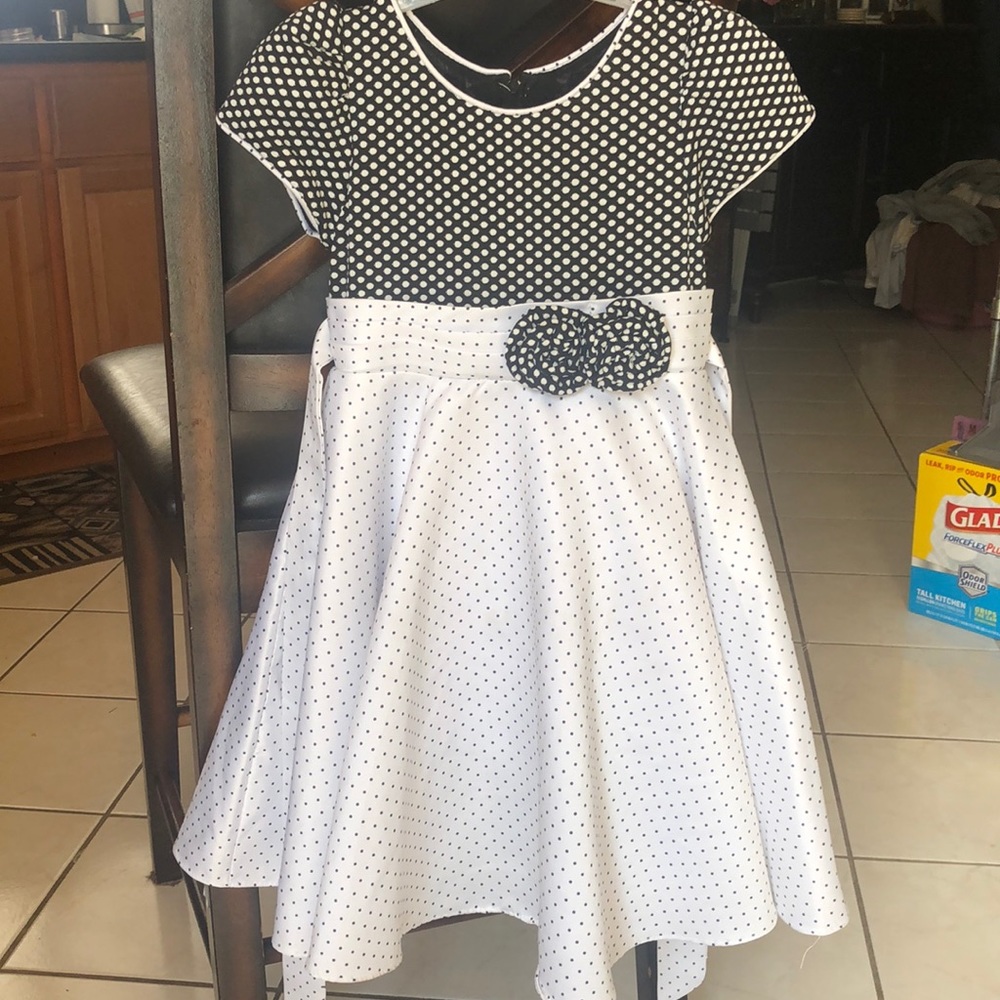 Girls dress